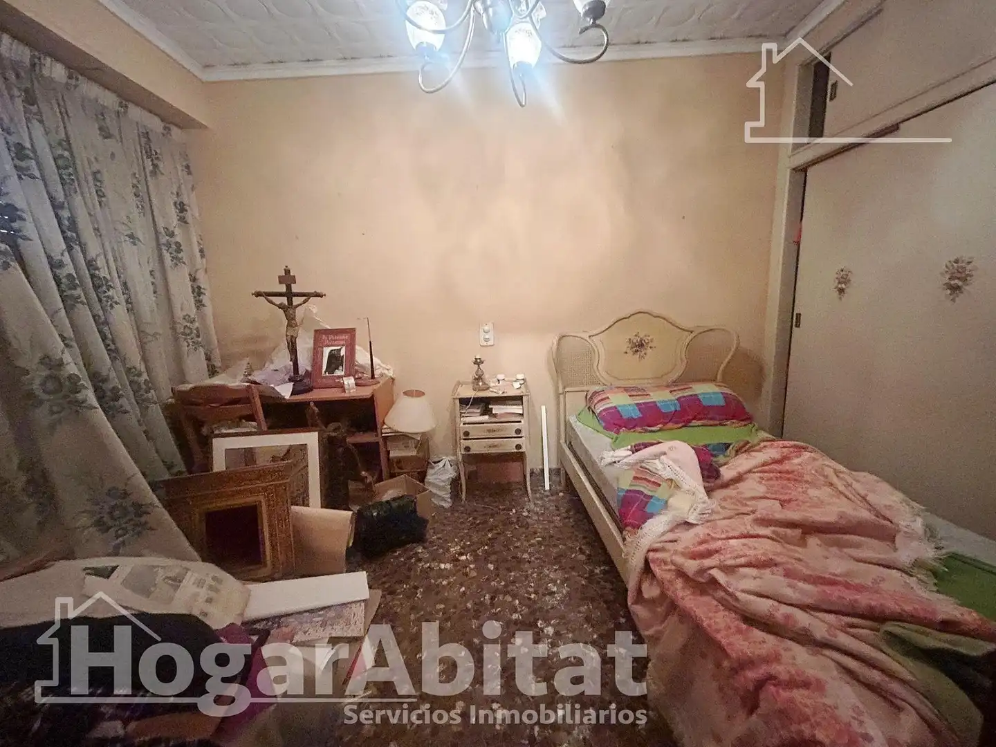 Habitación de Casa o chalet en venta en Sagunto / Sagunt con Terraza