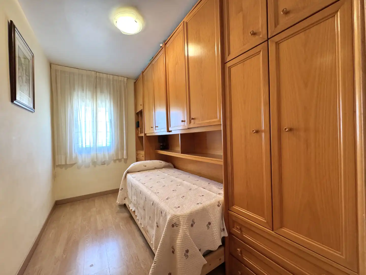 Dormitori de Pis en venda en Santa Susanna amb Aire condicionat, Jardí privat i Parquet