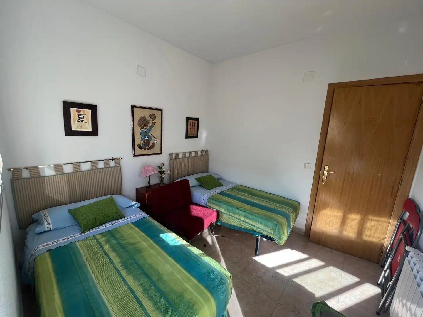 Habitación de Casa adosada en venta en Cáceres con Aire acondicionado, Calefacción y Terraza