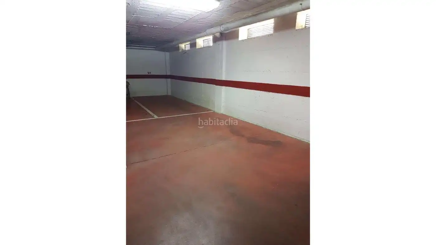 Aparcament en venda a Avenida los Pacos 5F