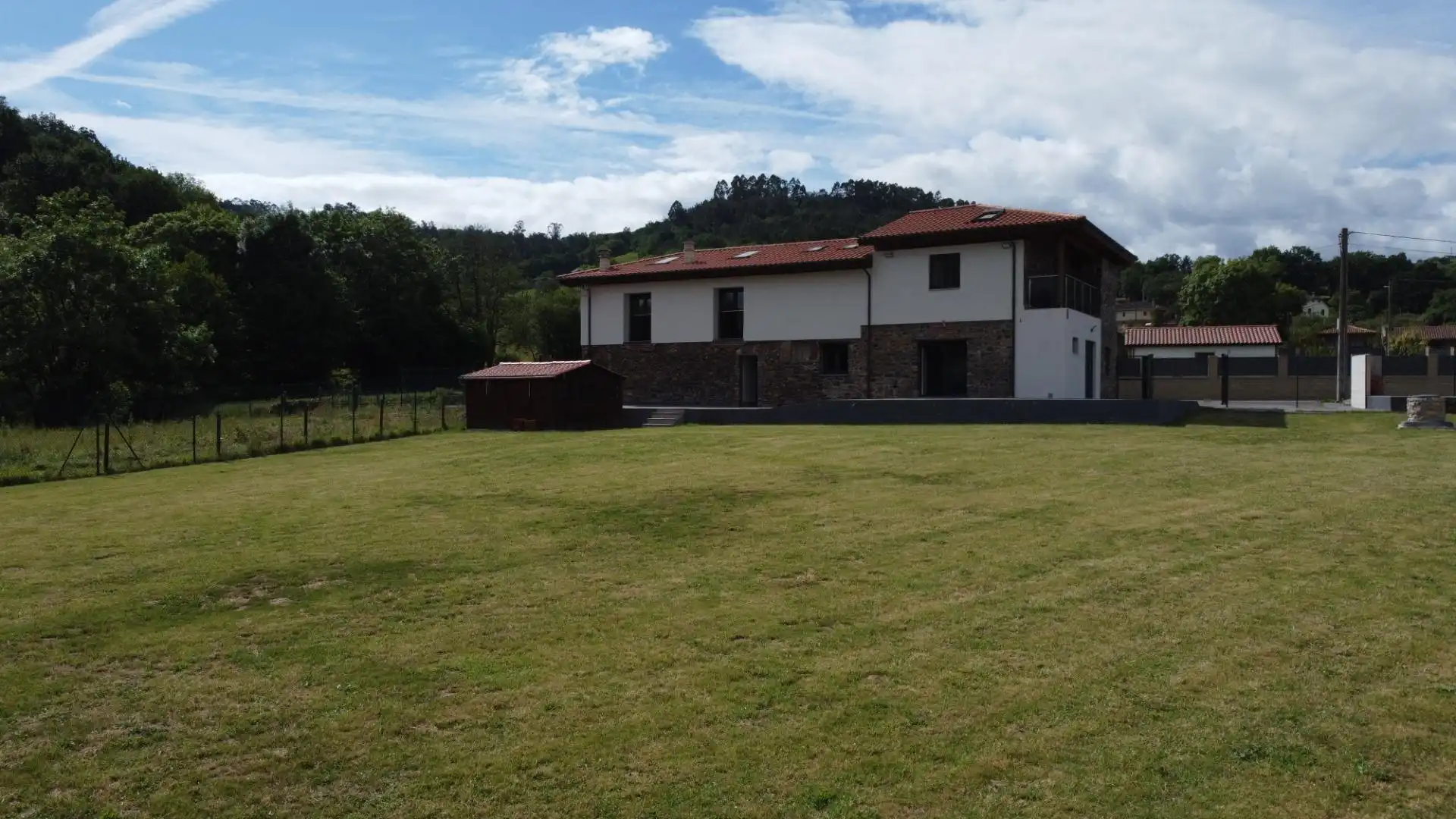 Vista exterior de Casa o chalet en venta en Grado con Calefacción, Terraza y Trastero