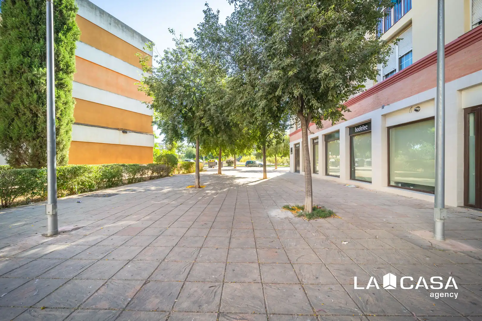 Vista exterior de Pis en venda en Sevilla amb Terrassa