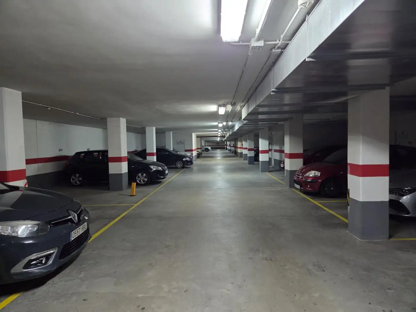 Parkplatz von Garage zum Verkauf in Zaragoza