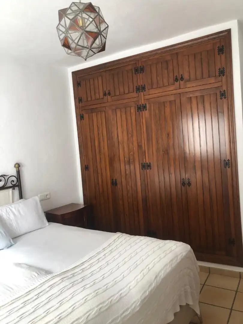 Dormitori de Finca rústica en venda en Estepona amb Aire condicionat, Calefacció i Terrassa