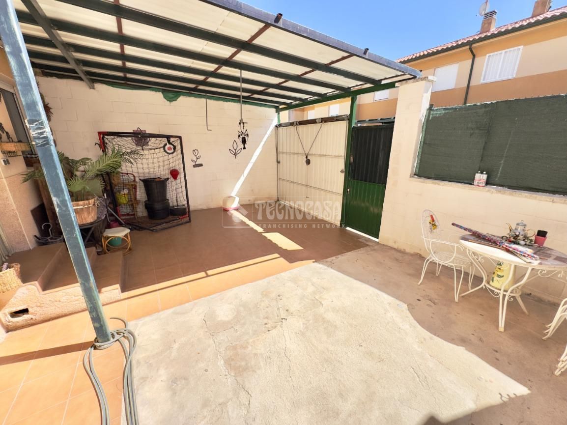 Terrace of Single-family semi-detached for sale in Valdeaveruelo  with Heating, Parquet flooring and Terrace