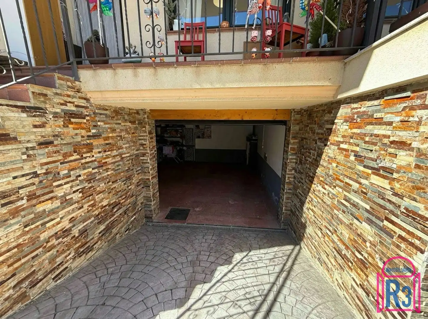 Aparcament de Casa adosada en venda en Onzonilla amb Calefacció i Traster