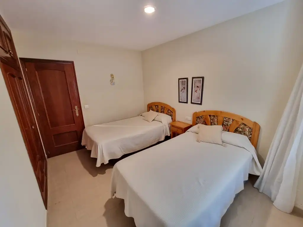 Schlafzimmer von Wohnungen zum Verkauf in Cambrils mit Klimaanlage, Privatgarten und Terrasse