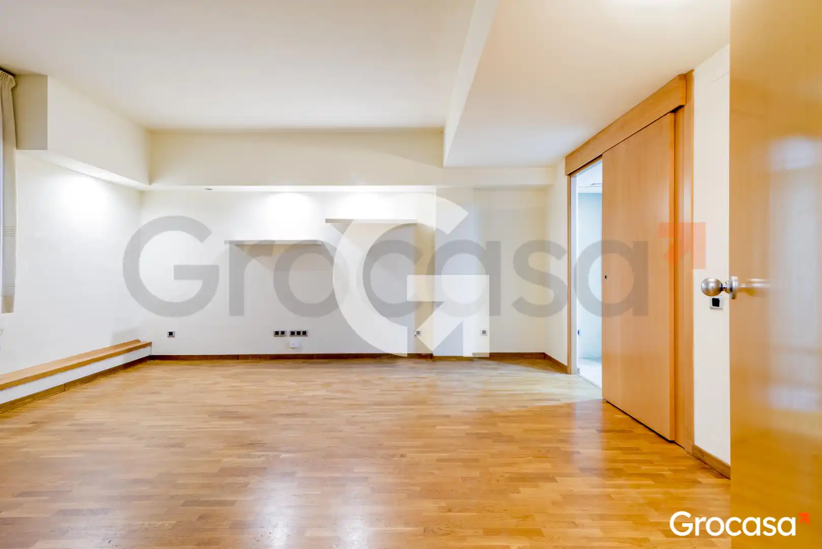 Ground floor for sale in Palamós  with Air Conditioner, Heating and Furnished