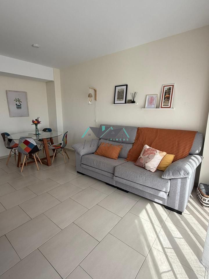 Sala d'estar de Pis de lloguer en Águilas amb Aire condicionat i Moblat