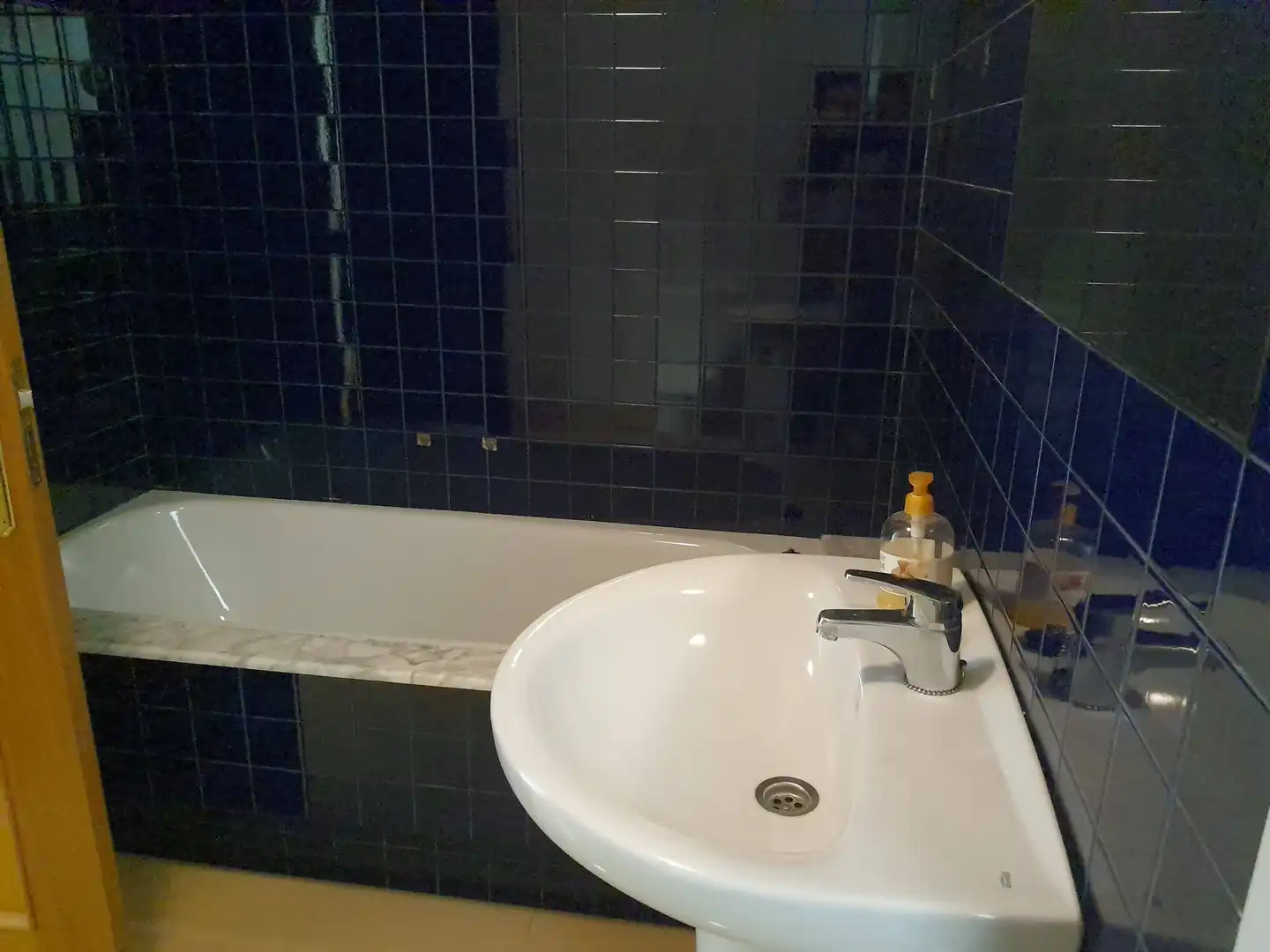 Office space with lift to rent in Carballo, imagen 10