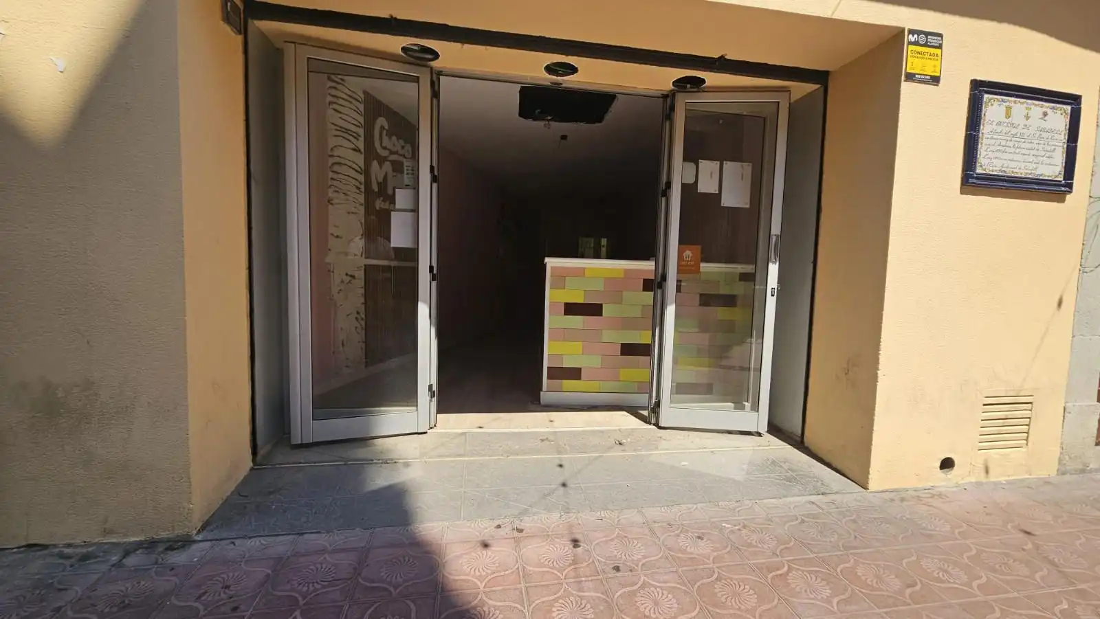 Business premises to rent in Centre - Sant Oleguer, imagen 2