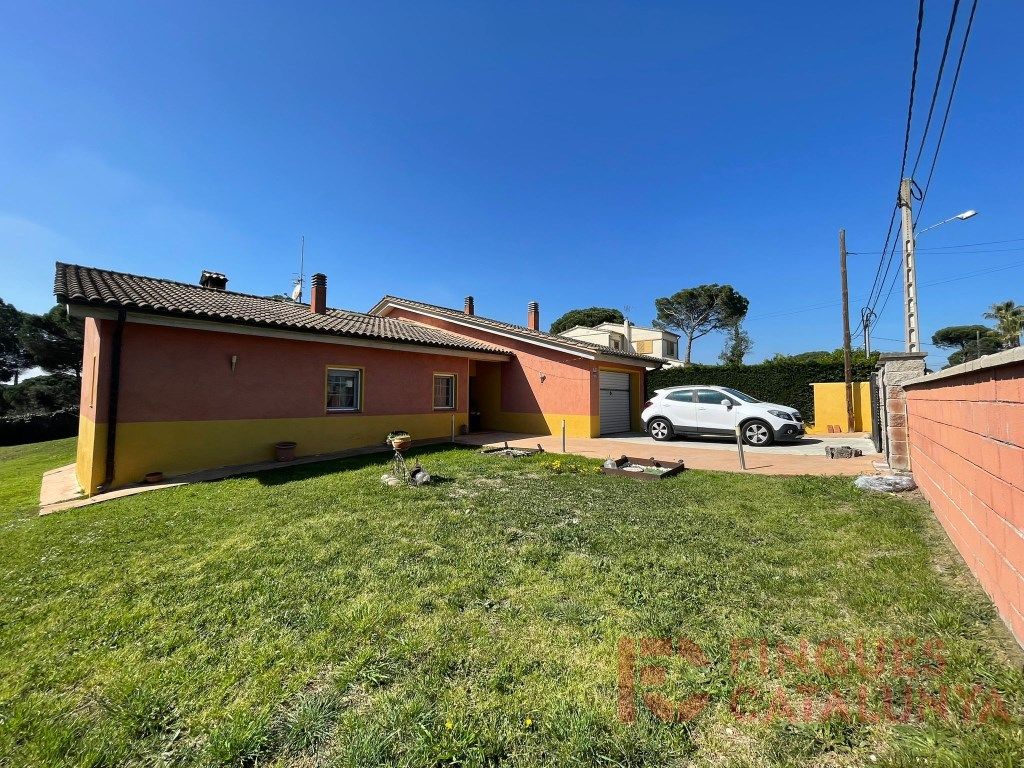 Garden of Houses for sale in Caldes de Malavella  with Heating