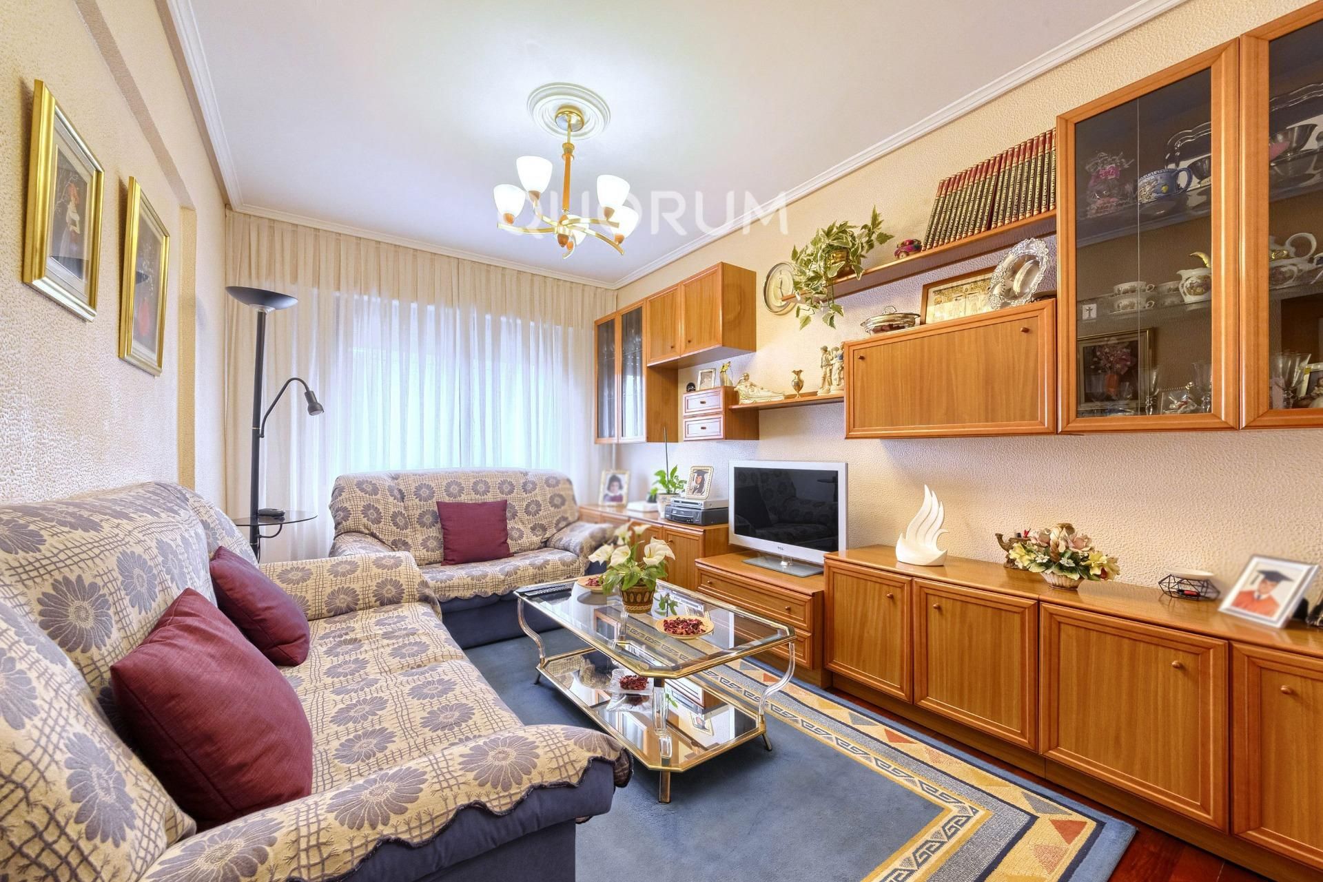 Living room of Flat for sale in Basauri   with Heating and Storage room
