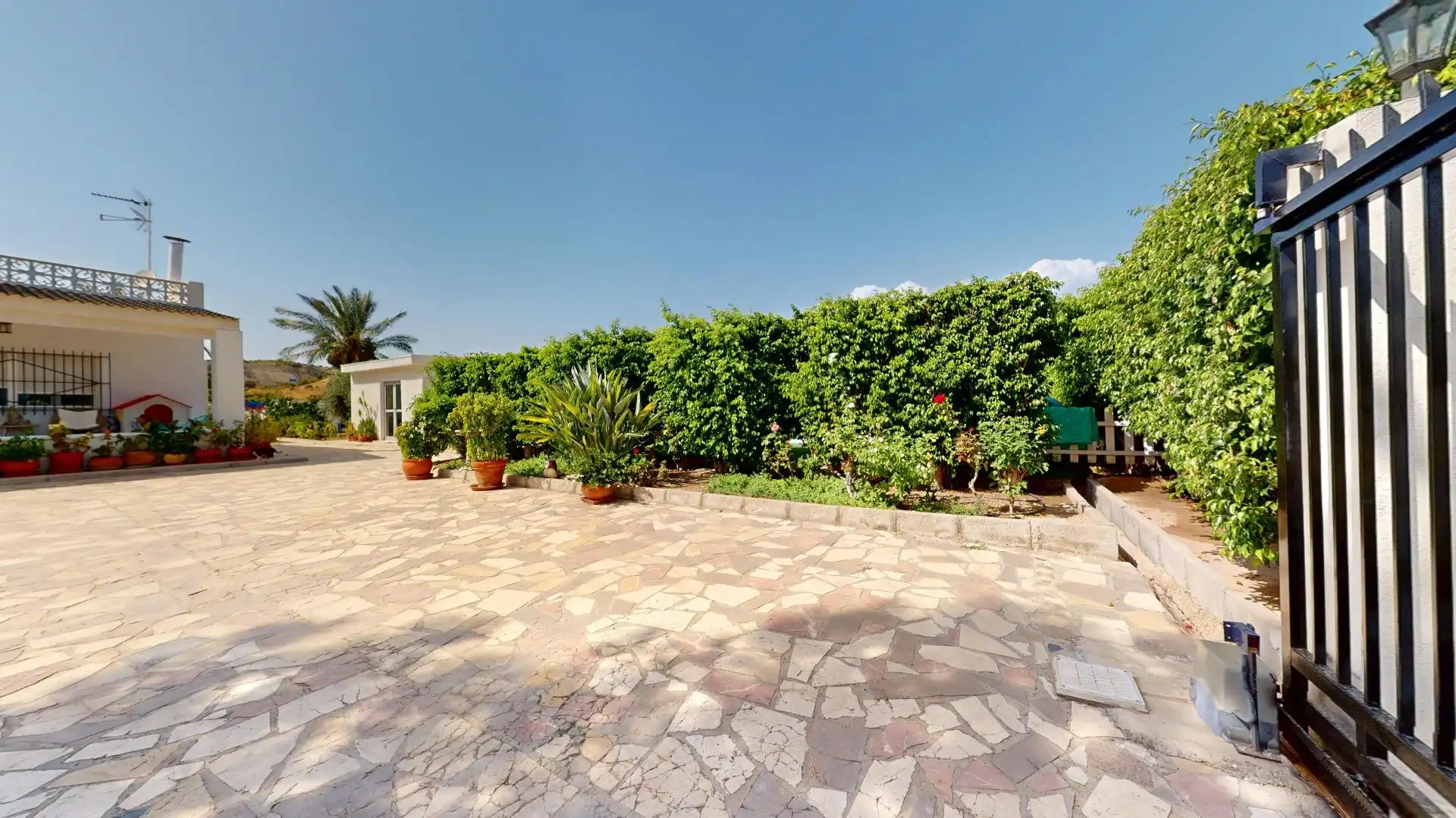 Garden of Houses for sale in Elche / Elx  with Air Conditioner, Private garden and Terrace