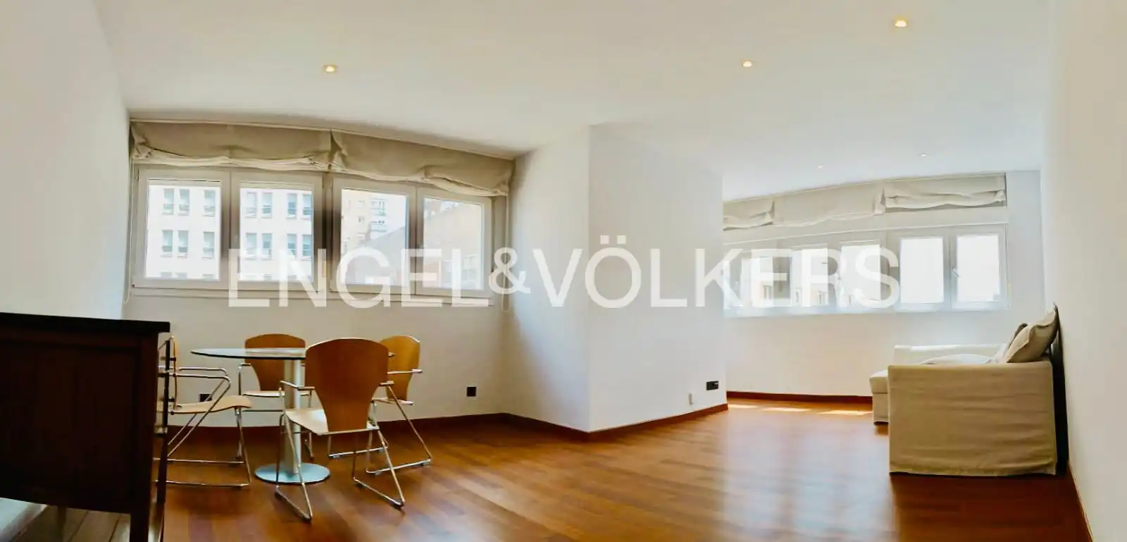 Sala de estar de Piso de alquiler en Madrid con Calefacción, Terraza y Piscina