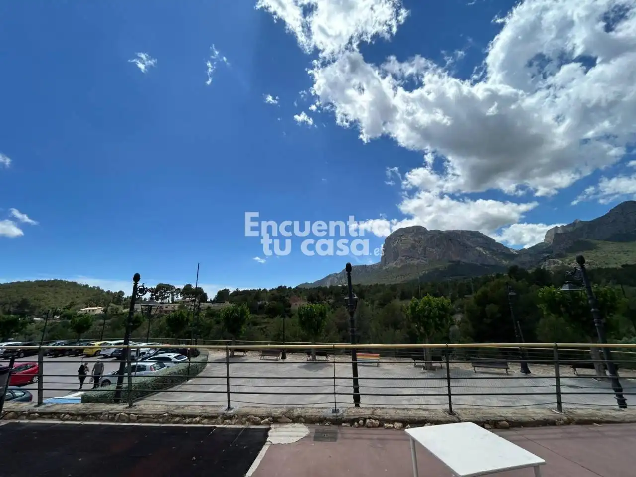 Vista exterior de Piso en venta en Polop con Amueblado y Alarma