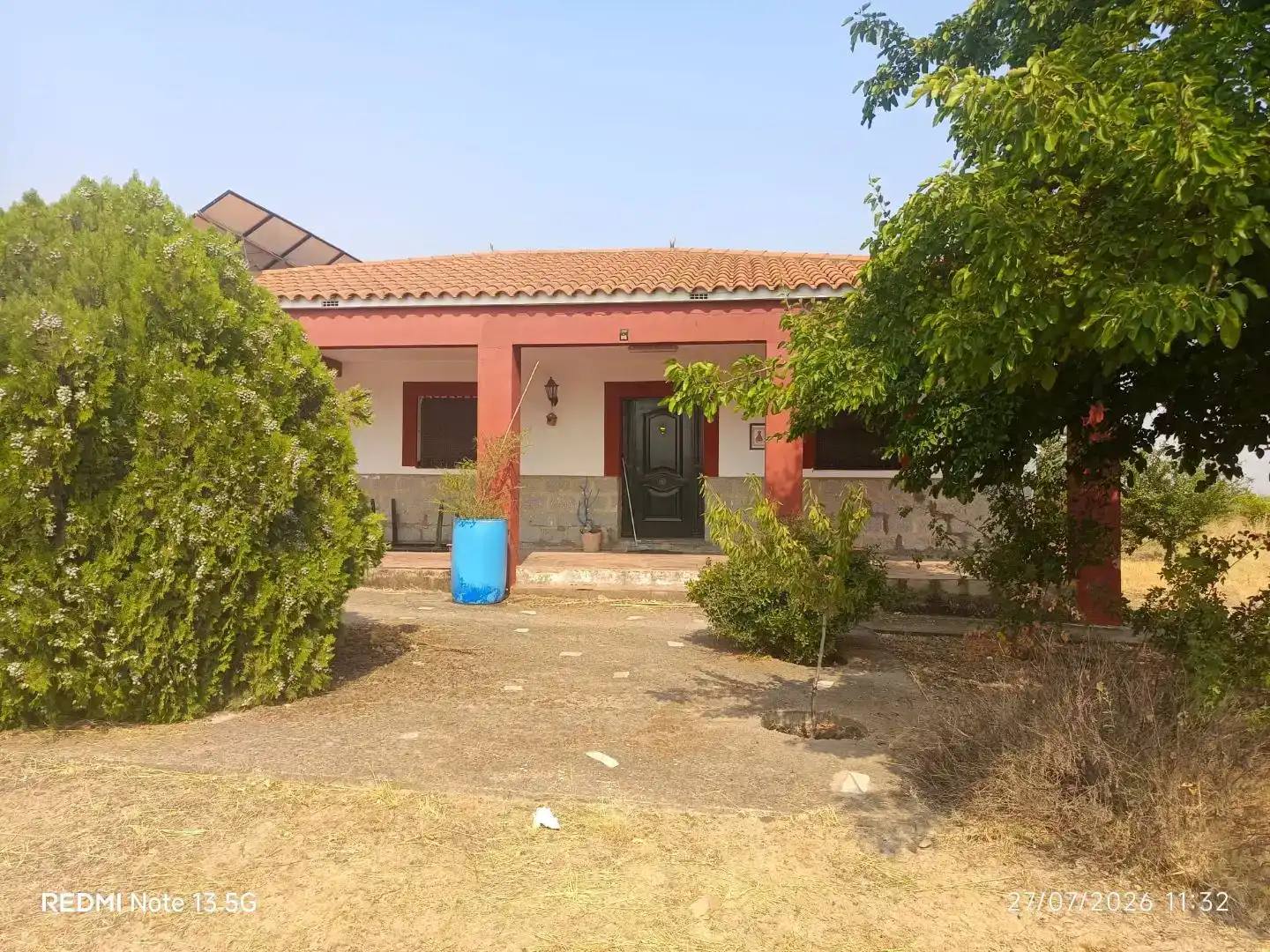 Vista exterior de Casa o xalet en venda en Villar de Rena amb Moblat