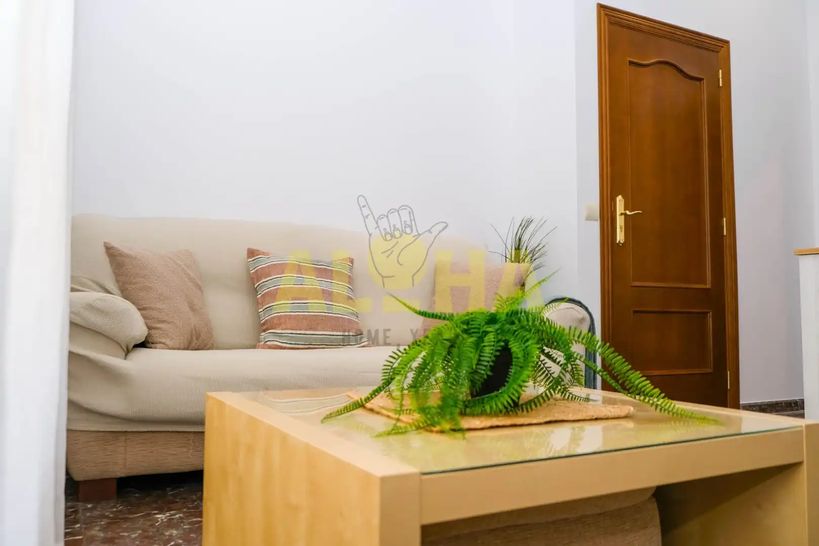 Sala d'estar de Apartament de lloguer en Valencia amb Aire condicionat, Calefacció i Terrassa