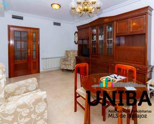 Living room of Apartment for sale in Badajoz Capital  with Balcony