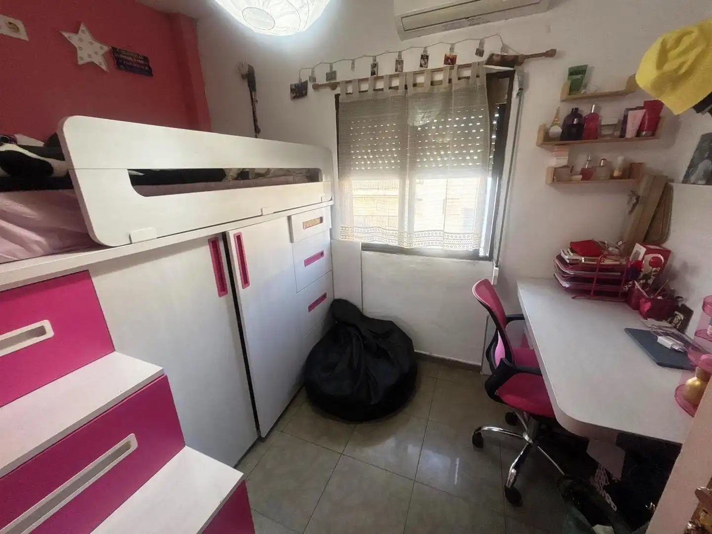 Küche von Wohnung zum Verkauf in Gines mit Klimaanlage und Gemeinschaftspool