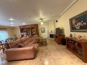 Apartamento con balcón en venta en Almoradí