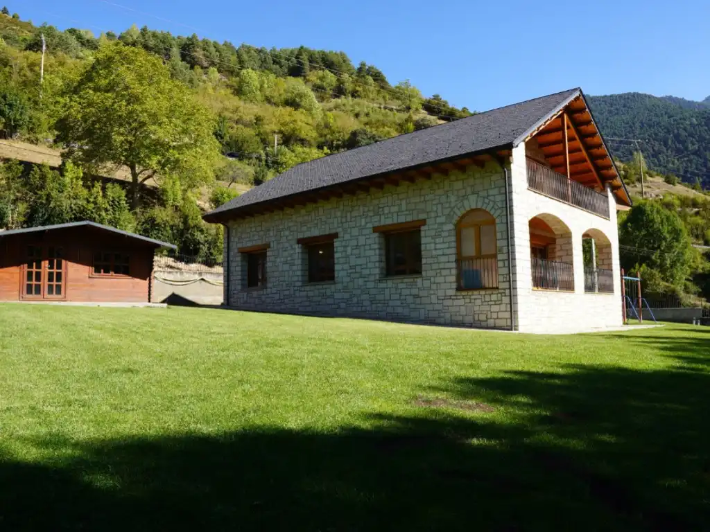 Exterior view of Houses for sale in Bielsa, Huesca