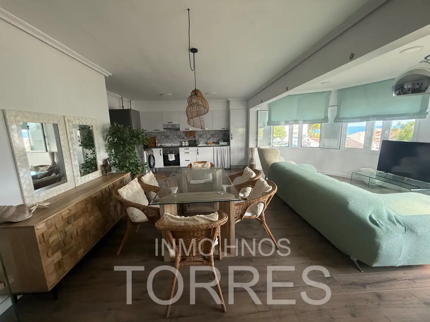 Flat with pool for sale in Plaça Poligono 9, imagen 3