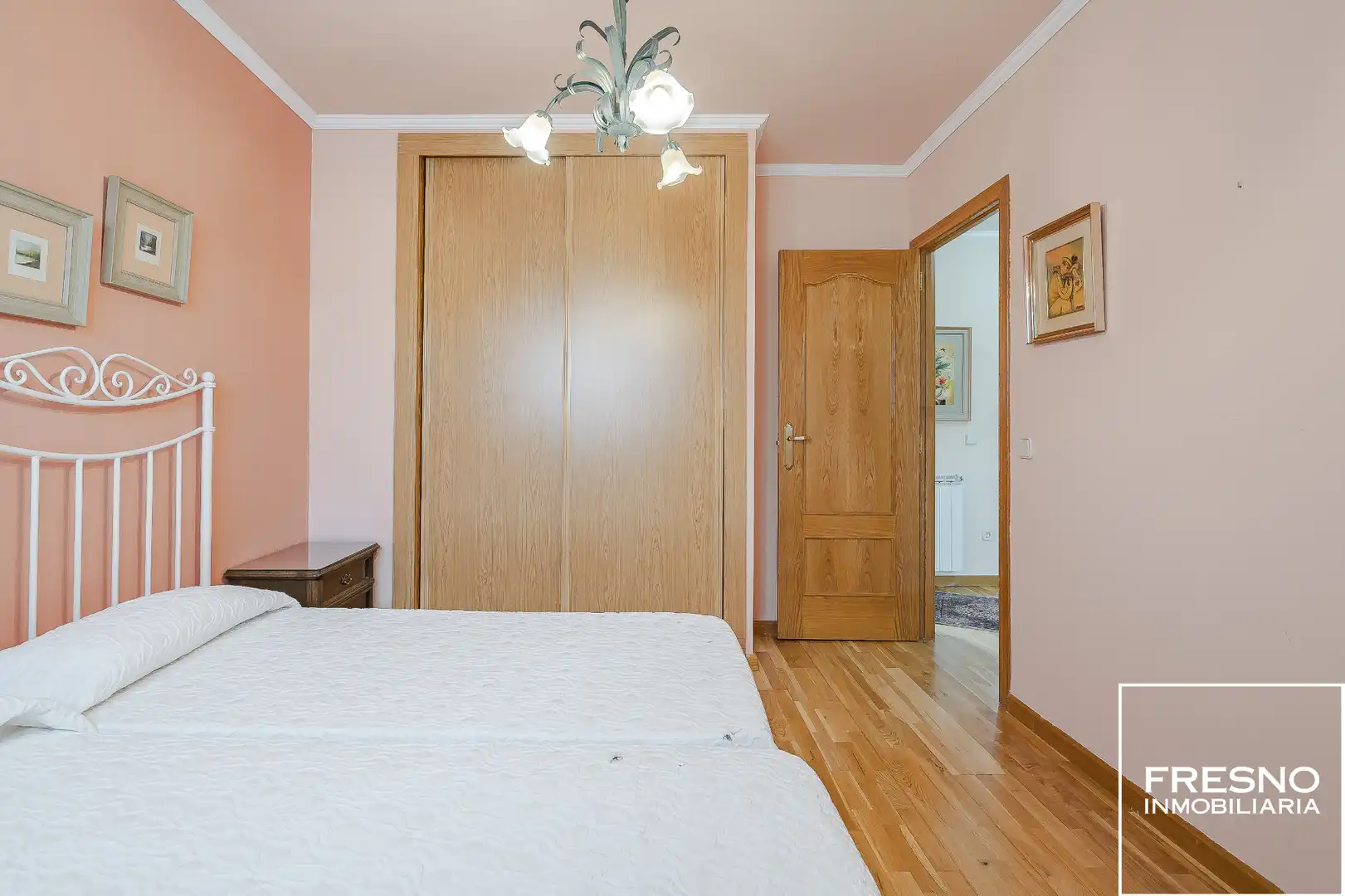Bedroom of Detached homes for sale in Cobeña  with Air Conditioner, Heating and Private garden