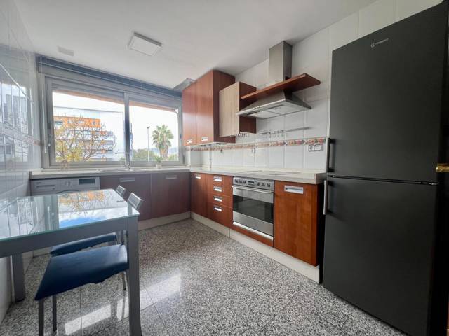 Piso en Venta en  ALFONSINA STORNI en Tablero Bajo - Arruzafilla