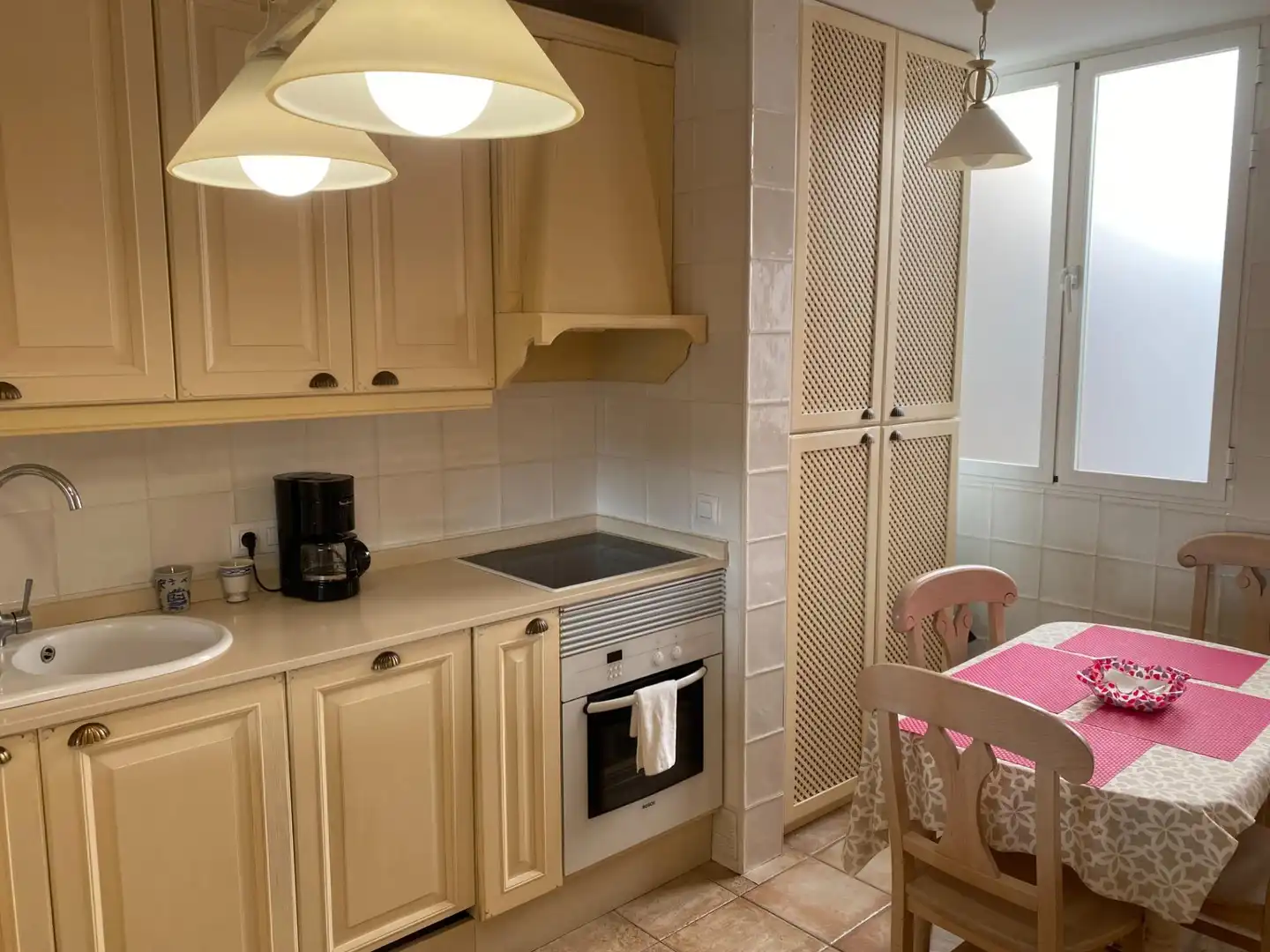 Küche von Wohnung zur Miete in Águilas mit Möbliert