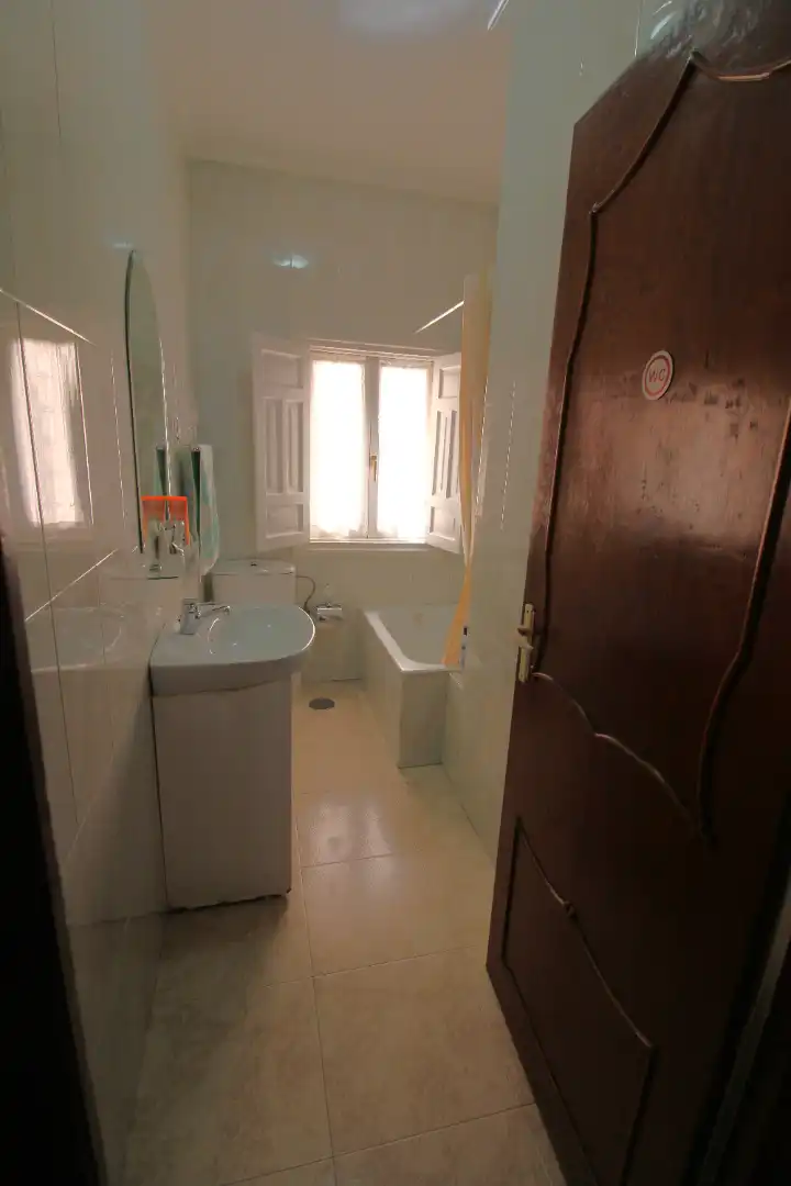 Baño de Casa o chalet en venta en Santa María de Cayón con Calefacción, Jardín privado y Terraza