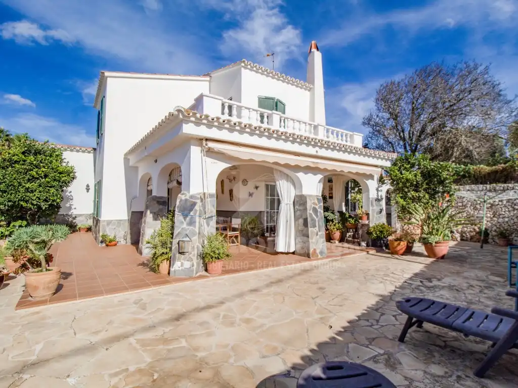 Jardín de Finca rústica en venta en Es Castell con Aire acondicionado, Jardín privado y Piscina