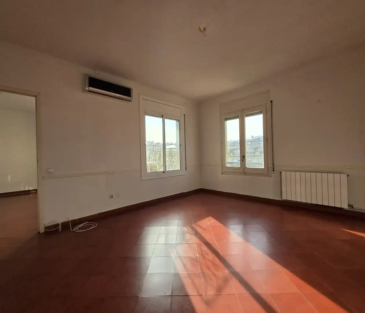 Living room of Attic for sale in Barcelona  with Air Conditioner, Terrace and Alarm