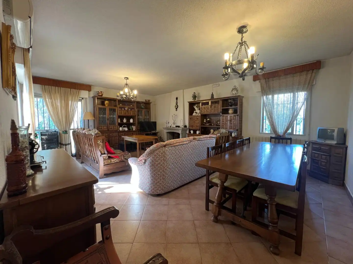 Dining room of Houses for sale in El Viso de San Juan  with Air Conditioner, Heating and Private garden