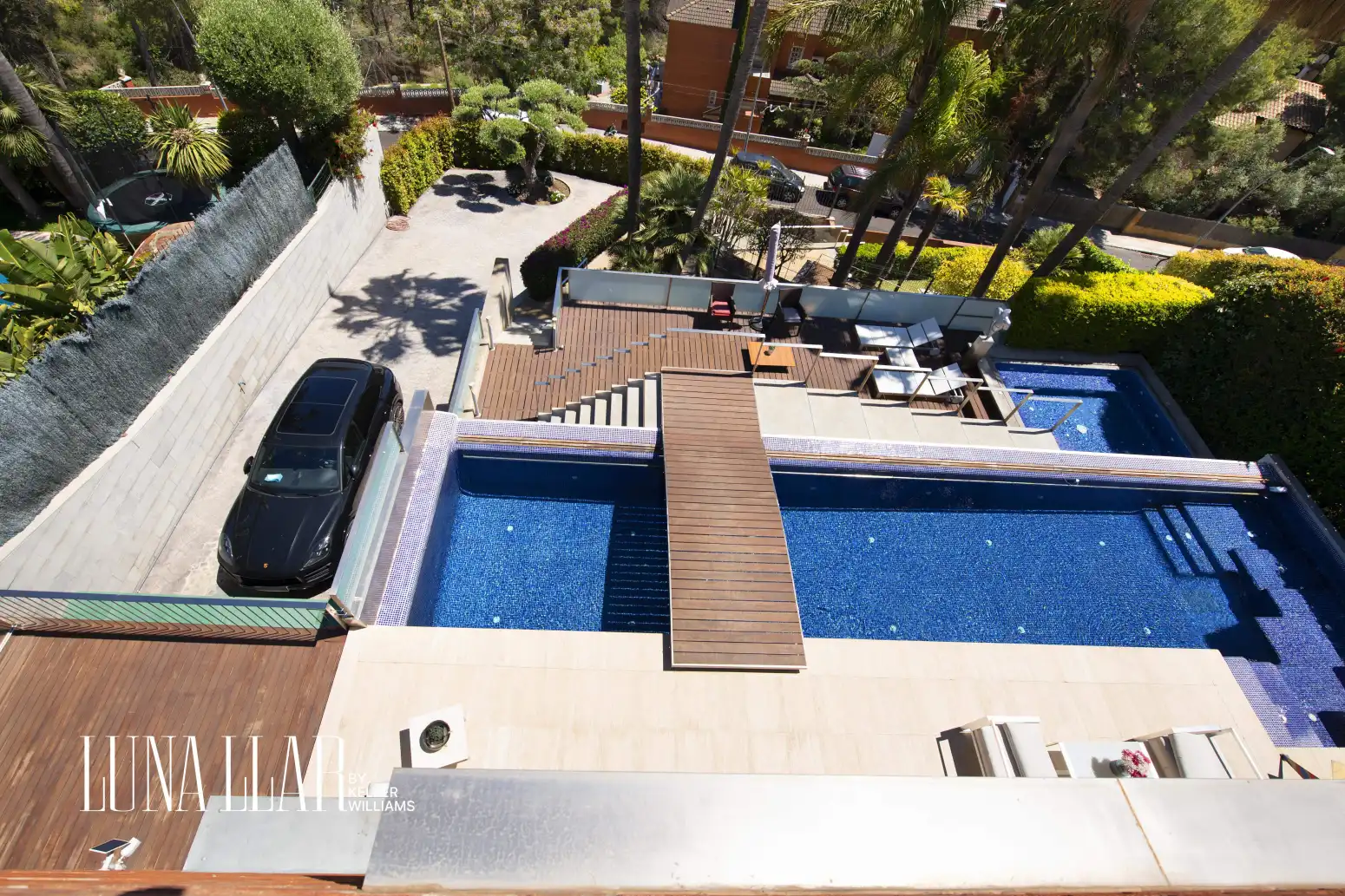 Piscina de Casa o xalet en venda en Castelldefels amb Aire condicionat, Calefacció i Parquet