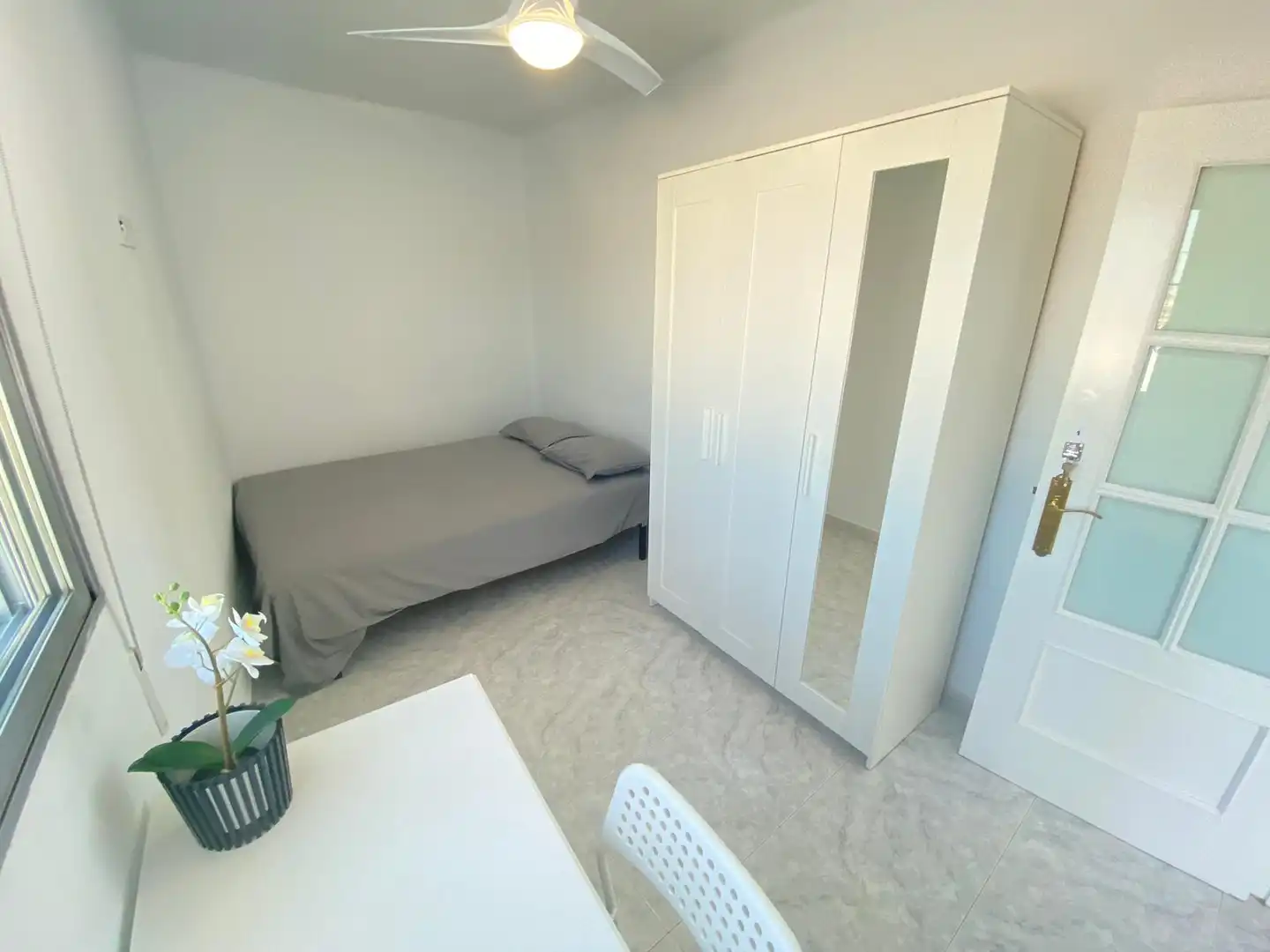 Bedroom of Attic for rent in Madrid  with Heating, Terrace and Furnished