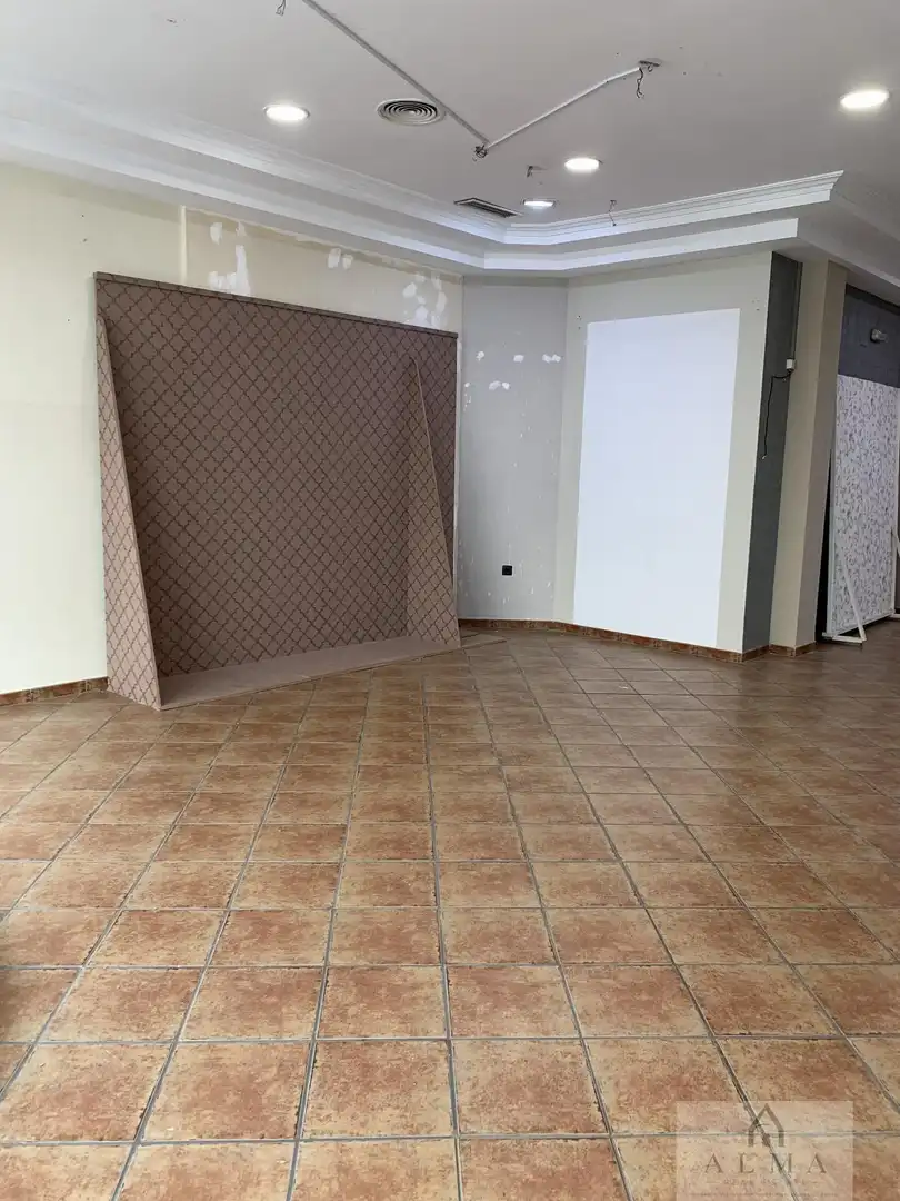 Gewerbefläche zur Miete in Almendralejo