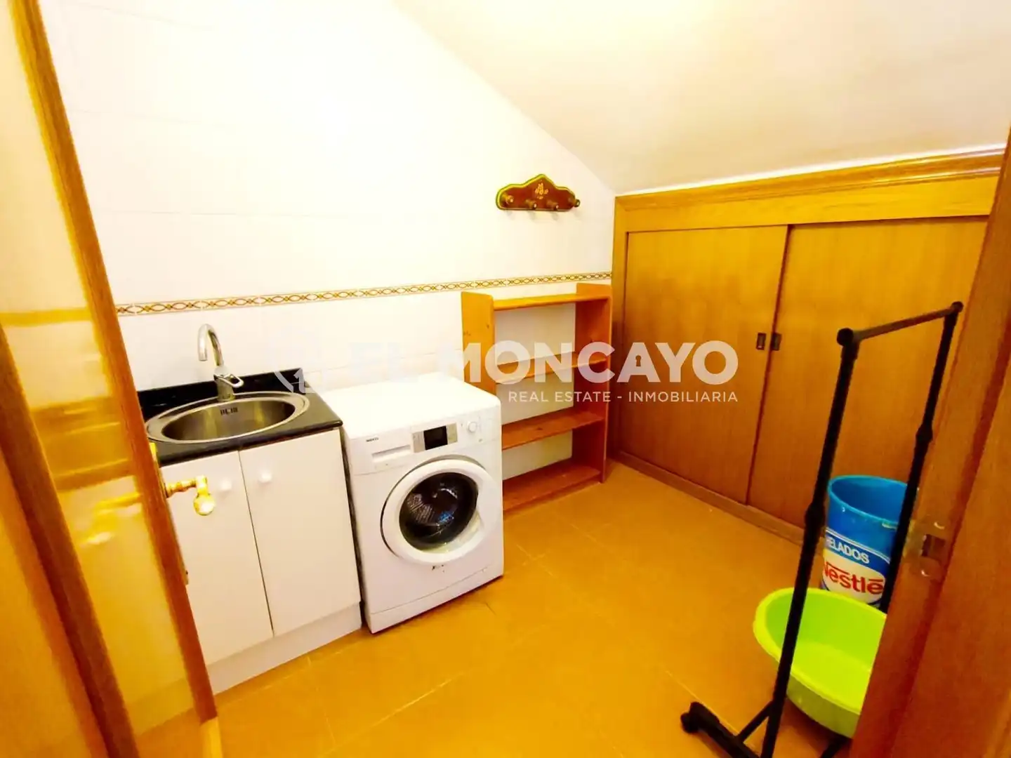Adossat amb terrassa en venda a Calle PINTOR SOROLLA, imagen 35