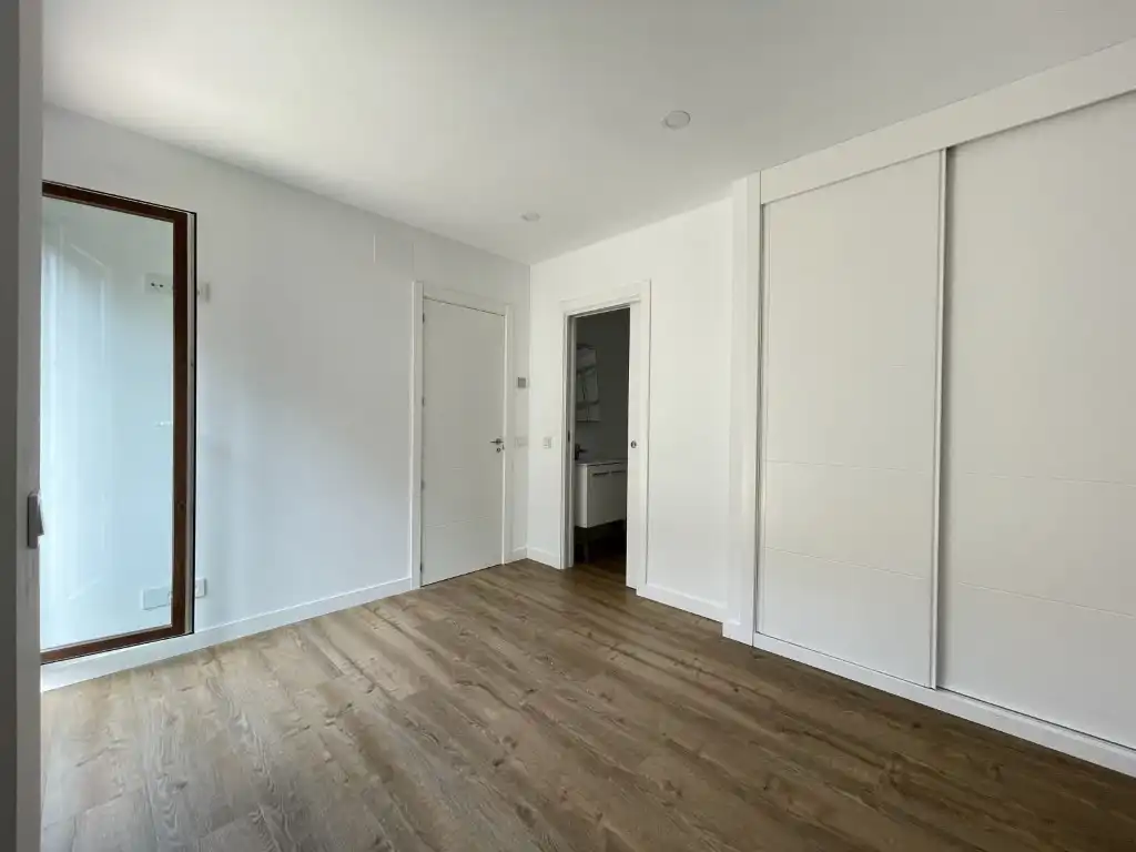Ground floor for rent in Calle Libertad De La, La Navata