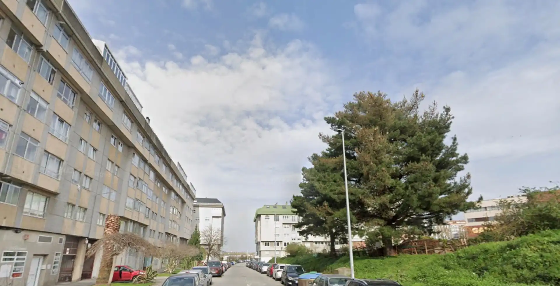 Außenansicht von Wohnung zum Verkauf in A Coruña Capital  mit Ofen