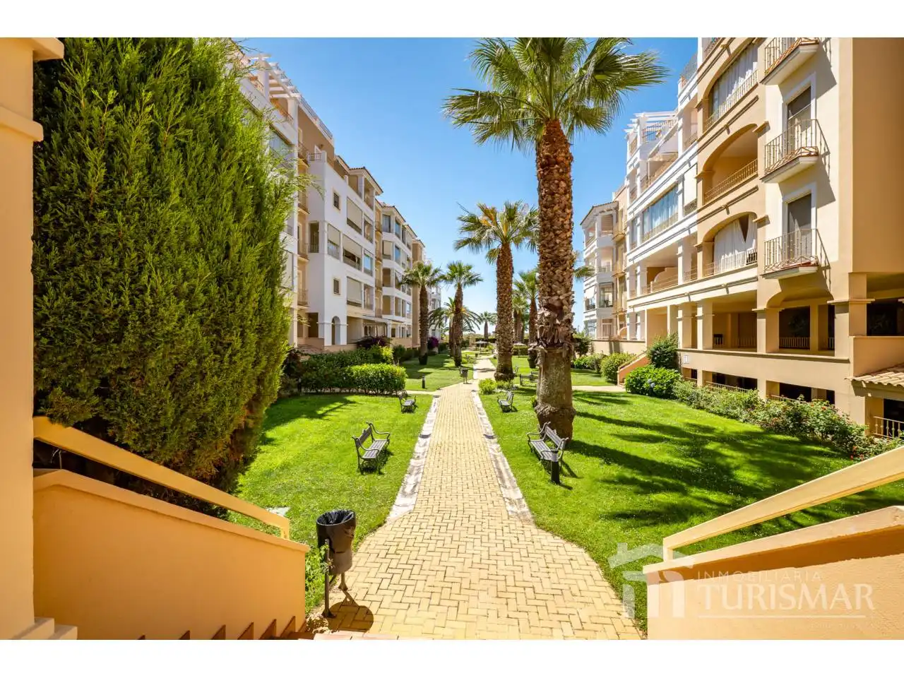 Außenansicht von Wohnungen zum Verkauf in Ayamonte mit Terrasse, Möbliert und Gemeinschaftspool