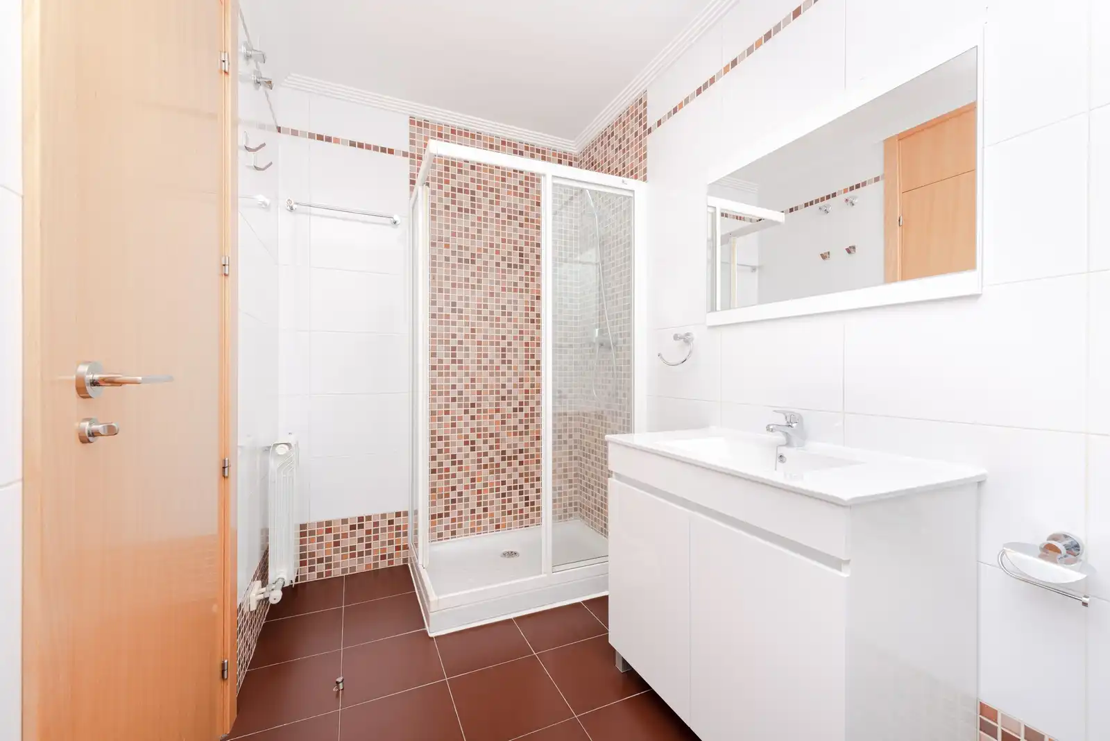 Bathroom of Flat for sale in Vigo   with Storage room