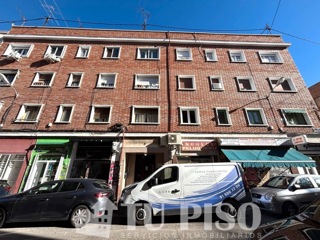 Vista exterior de Pis en venda en  Madrid Capital amb Aire condicionat