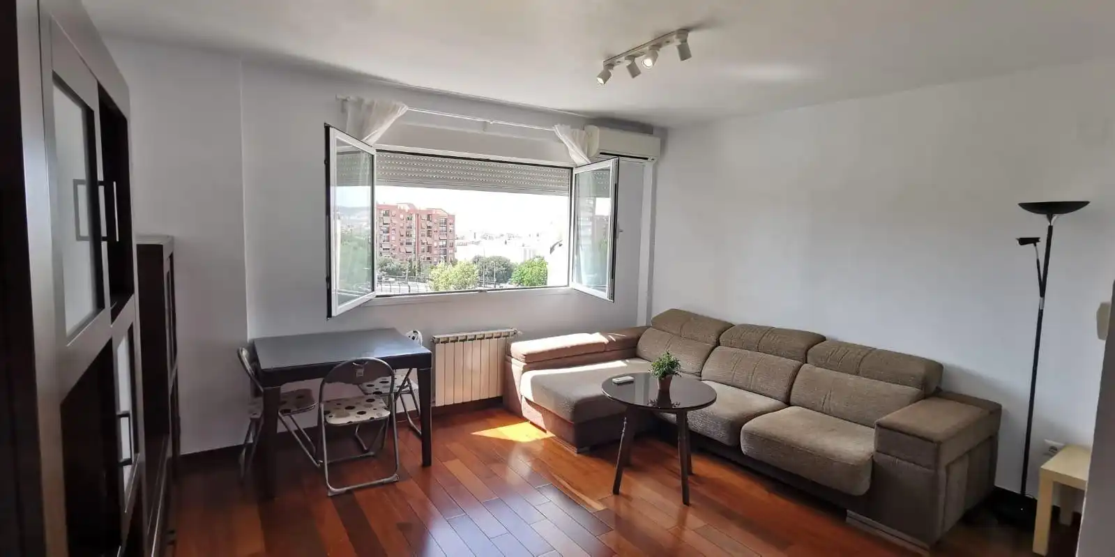 Living room of Flat for rent in Granada  with Heating