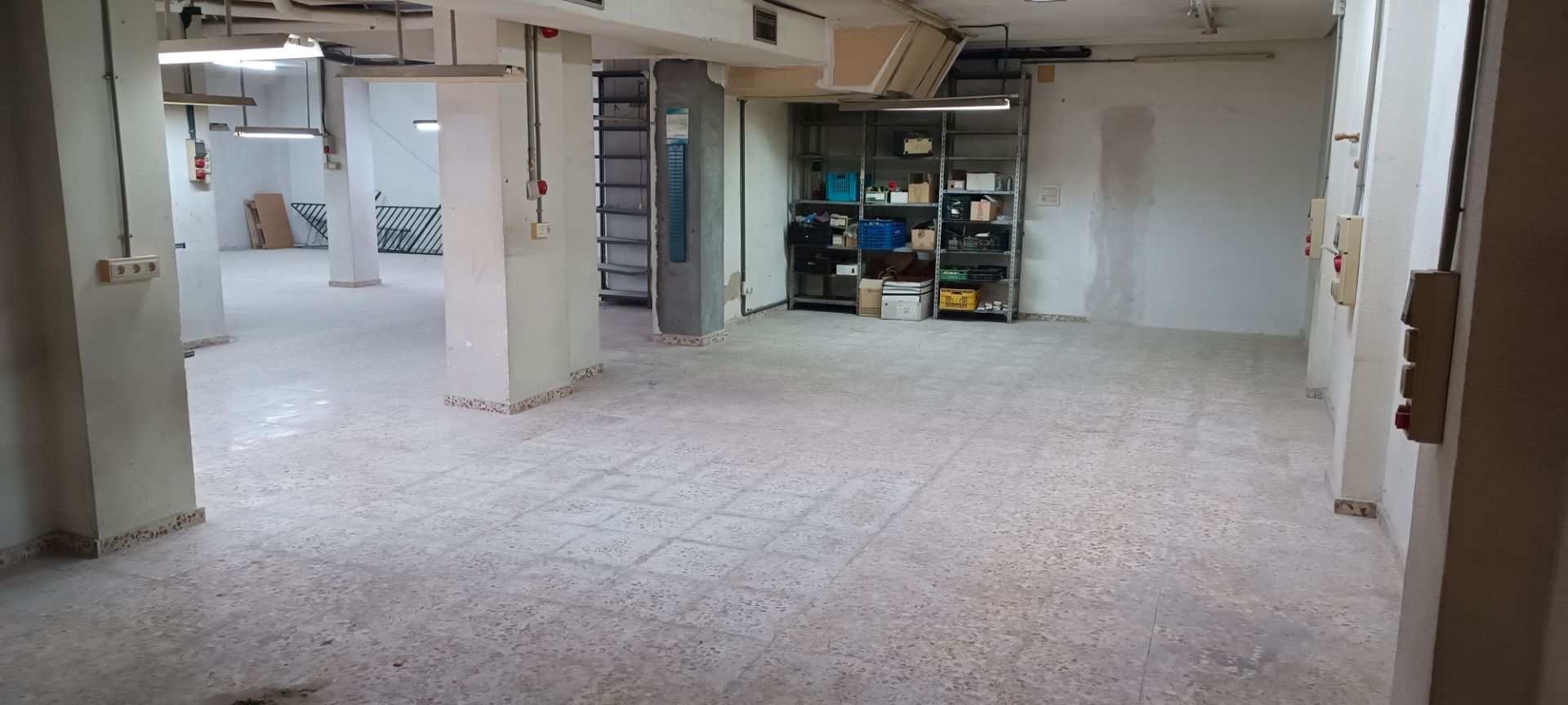 Premises for sale in Elche / Elx