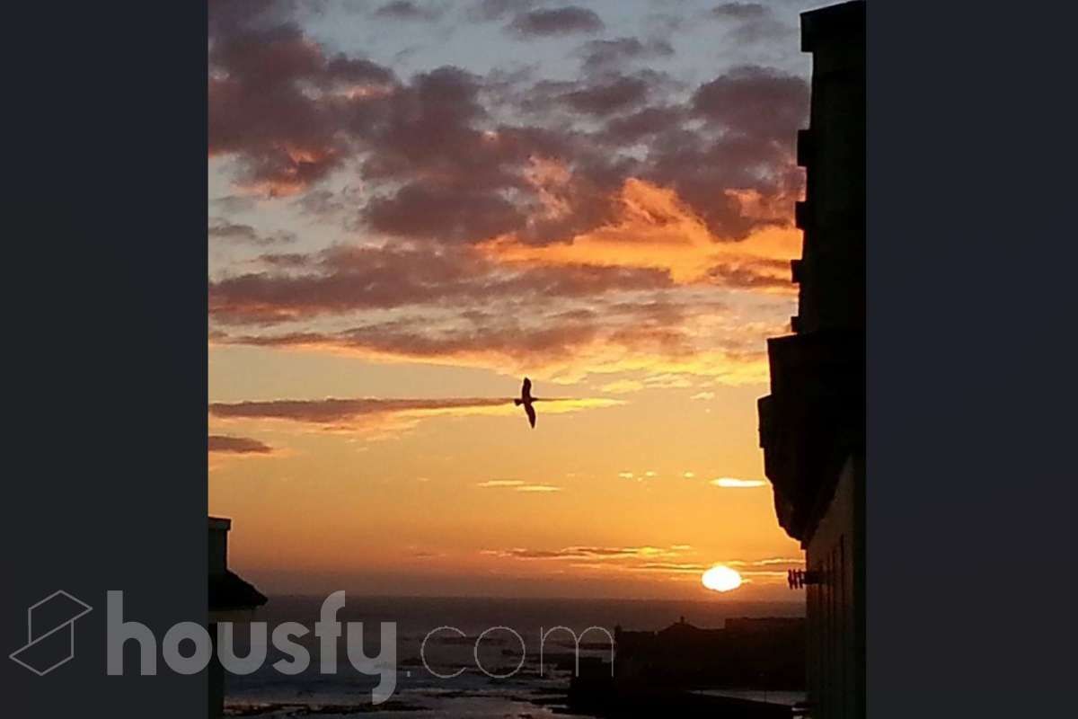 Vista exterior de Àtic en venda en  Cádiz Capital amb Parquet, Terrassa i Moblat