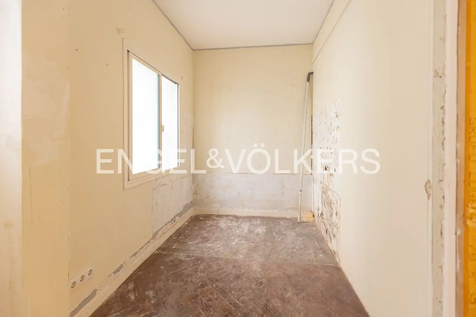 Flat for sale in Madrid  with Heating