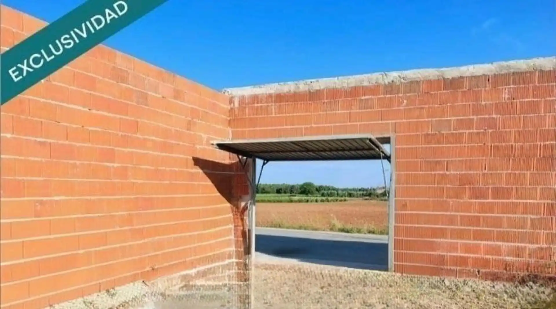 Casa o xalet en venda en Arenales de San Gregorio amb Terrassa i Piscina