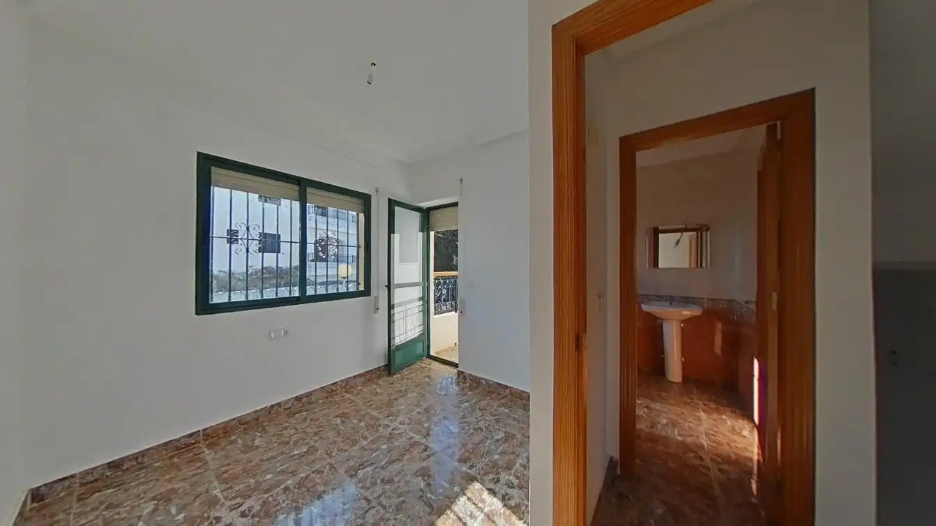 Semi-detached house with pool for sale in C/ Mayor, imagen 13