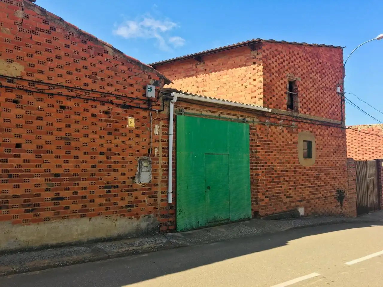 Exterior view of Industrial buildings for sale in Castilfalé